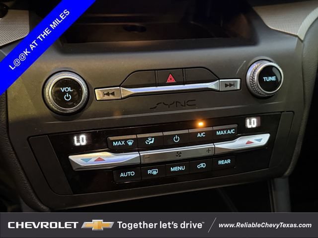 Used 2020 Ford Explorer XLT w/ Equipment Group 202A RWD image 22