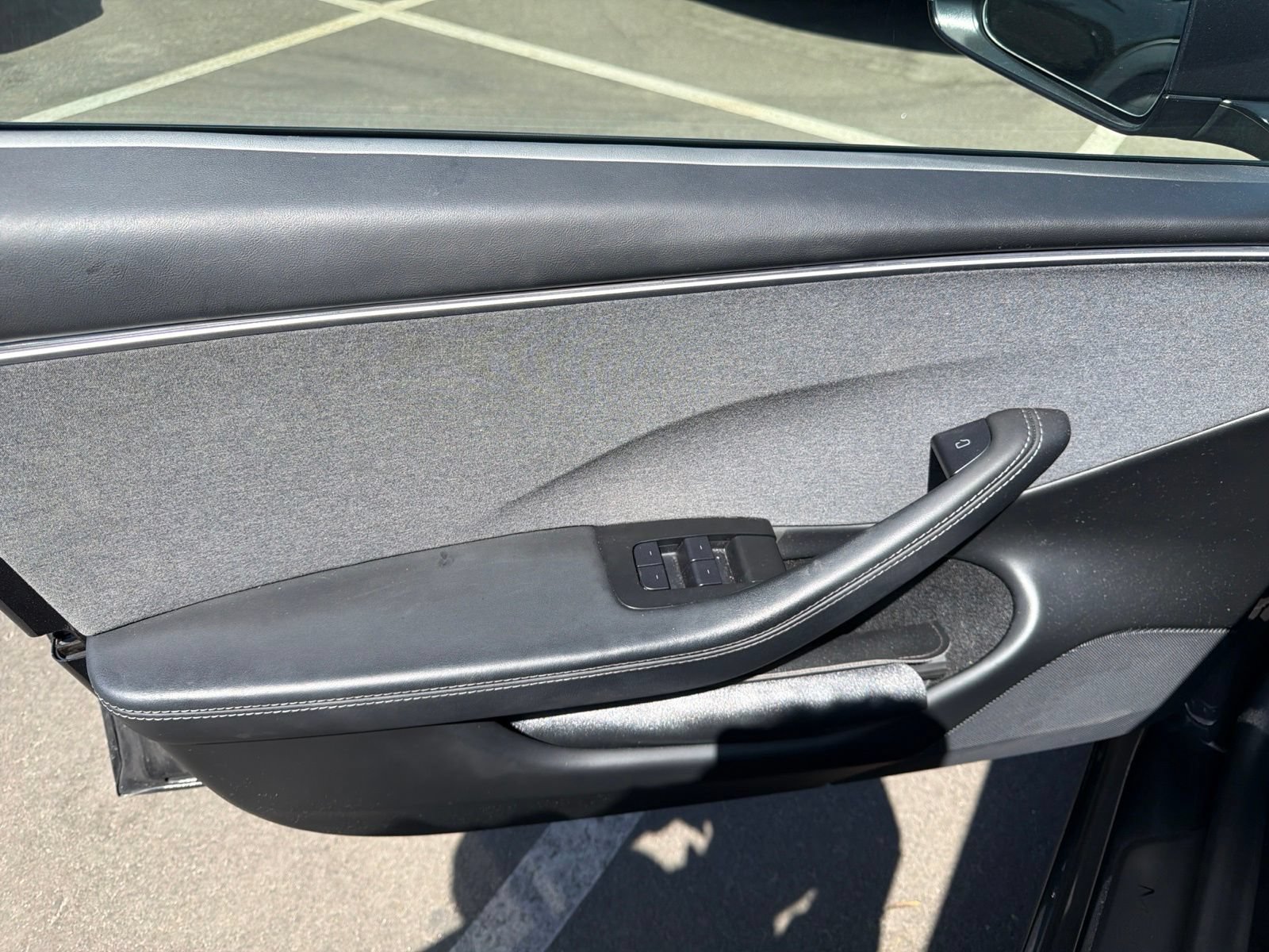 Used 2024 Tesla Model 3 Standard Range RWD image 12