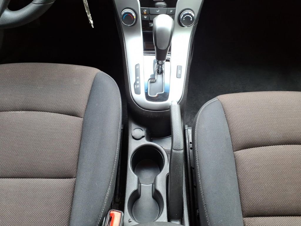 Used 2016 Chevrolet Cruze LT FWD image 23