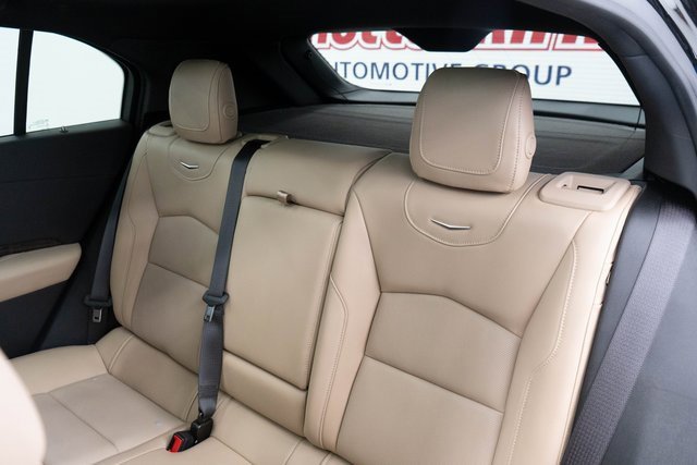 Used 2024 Cadillac XT4 Premium Luxury image 19