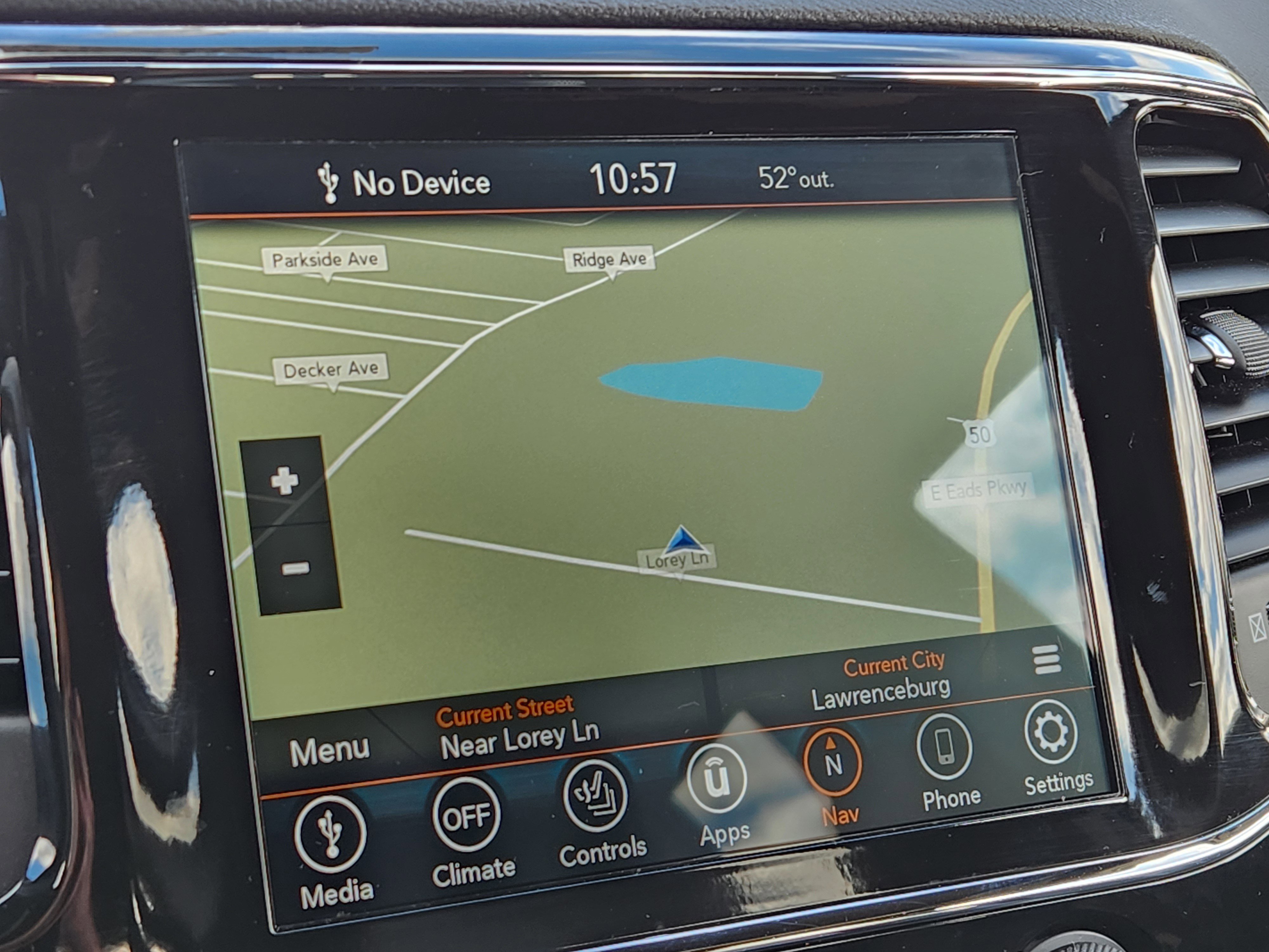 Used 2021 Jeep Grand Cherokee Laredo X image 4