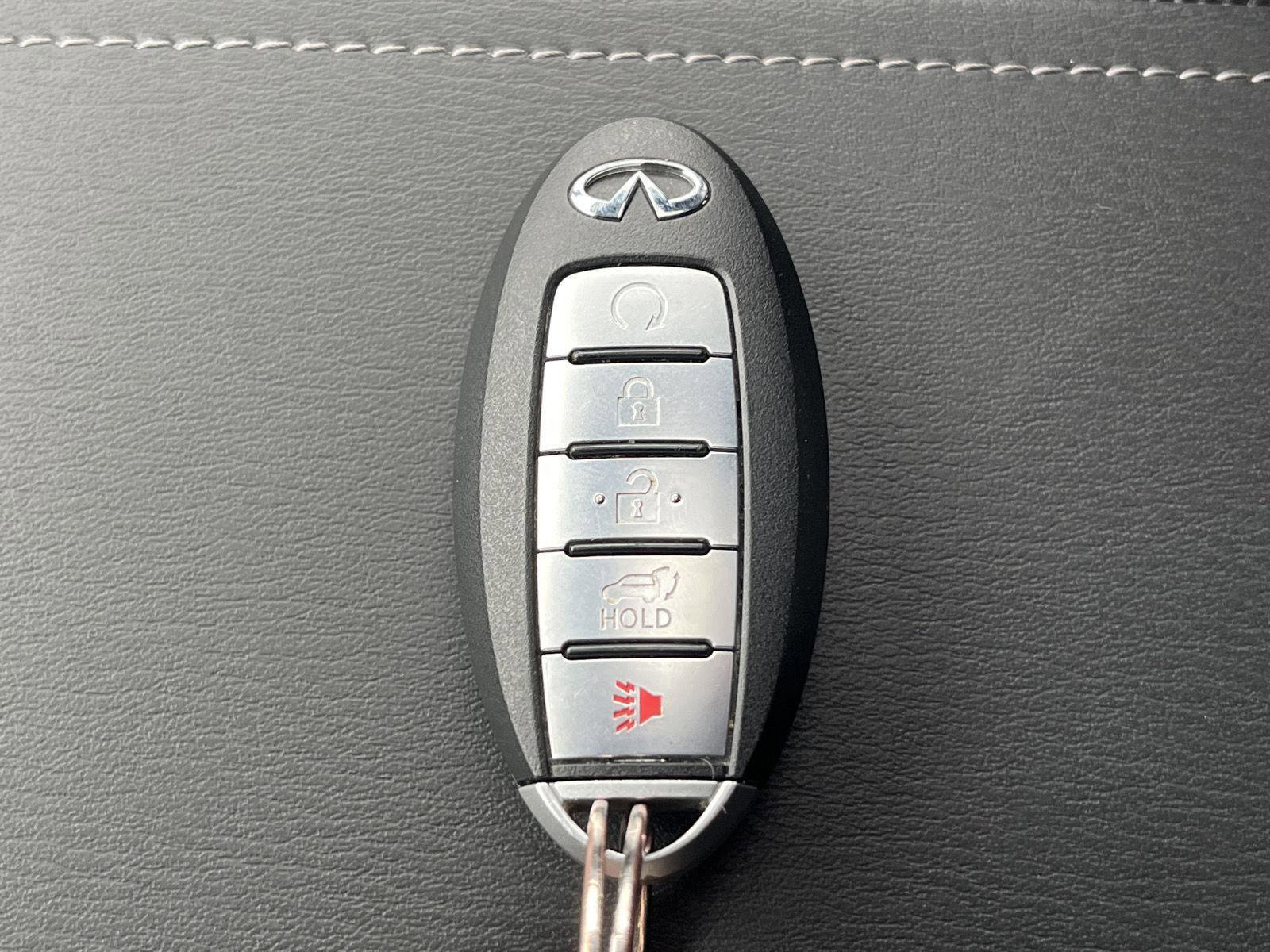 Certified 2024 INFINITI QX80 Sensory image 24