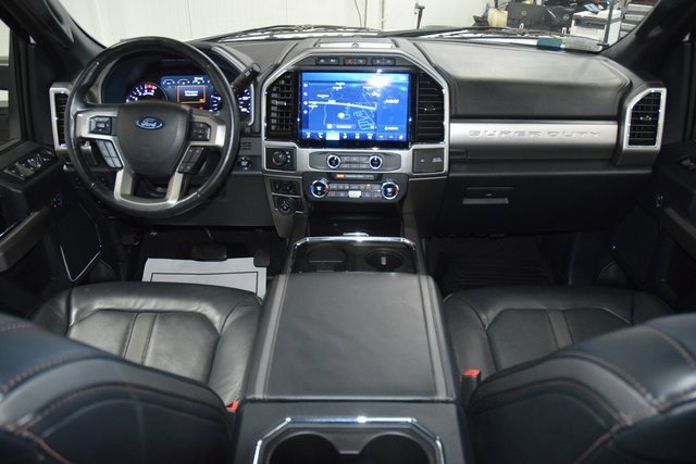 Used 2022 Ford F450 Platinum w/ FX4 Off-Road Package image 32