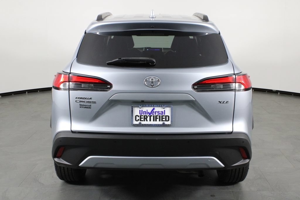 Used 2024 Toyota Corolla Cross XLE FWD image 10
