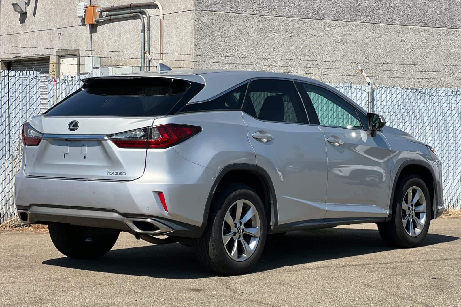 Used 2018 Lexus RX 350 FWD w/ Accessory Package image 3