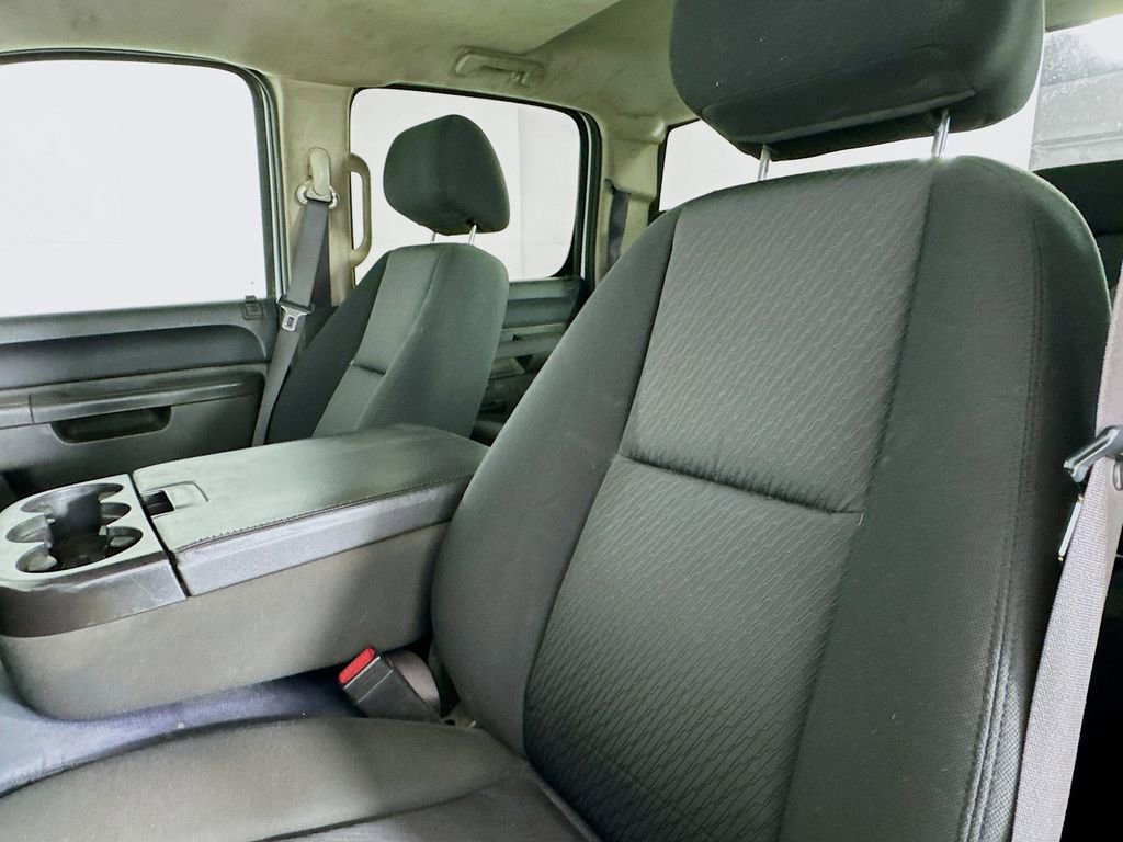 Used 2011 Chevrolet Silverado 3500 LT AWD/4WD image 8