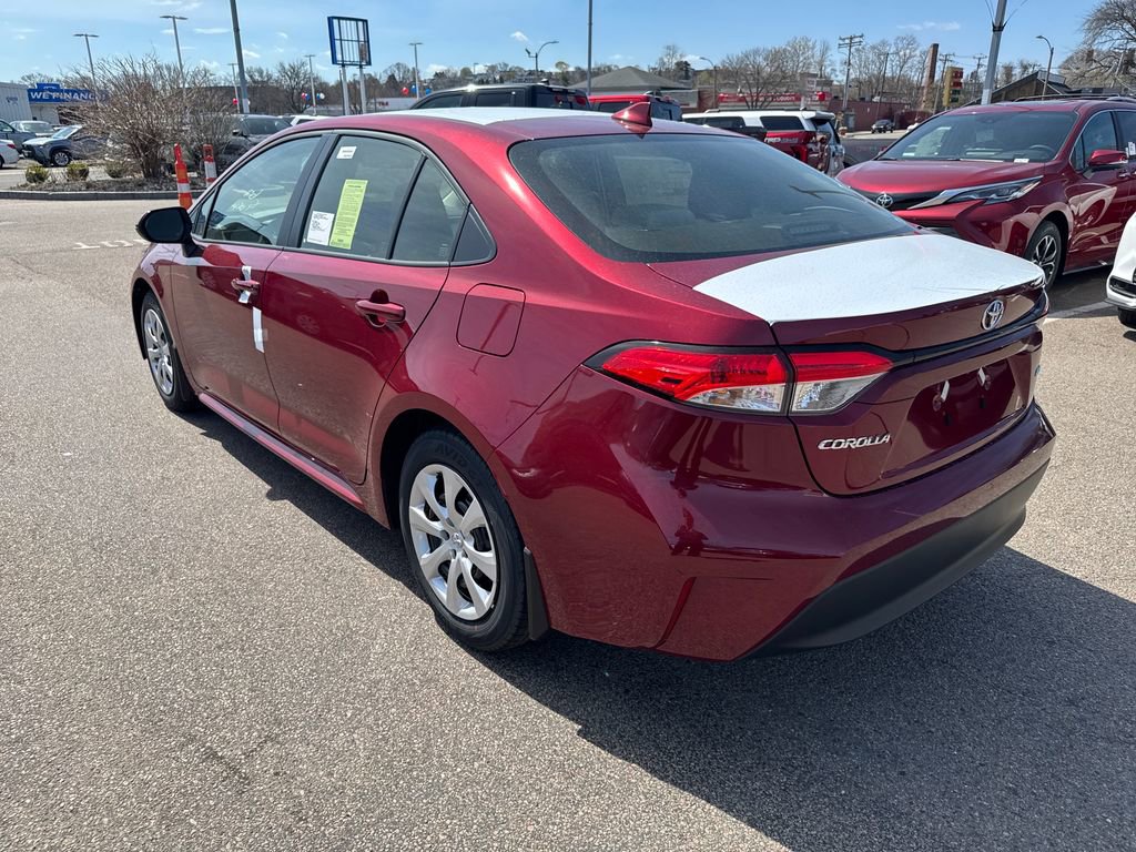 New 2026 Toyota Corolla LE FWD image 5