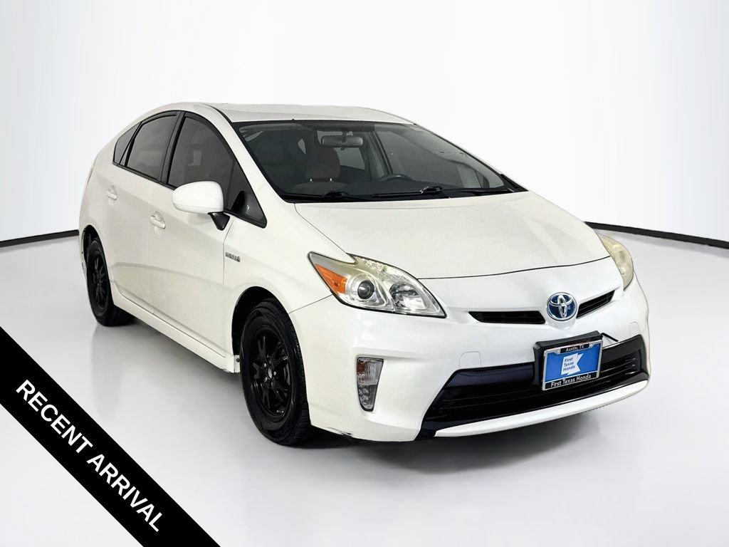 Used 2015 Toyota Prius Two FWD image 1