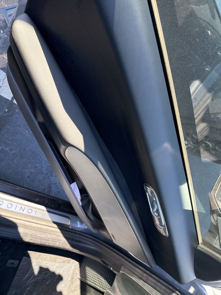 New 2025 Hyundai Ioniq 6 Limited image 13