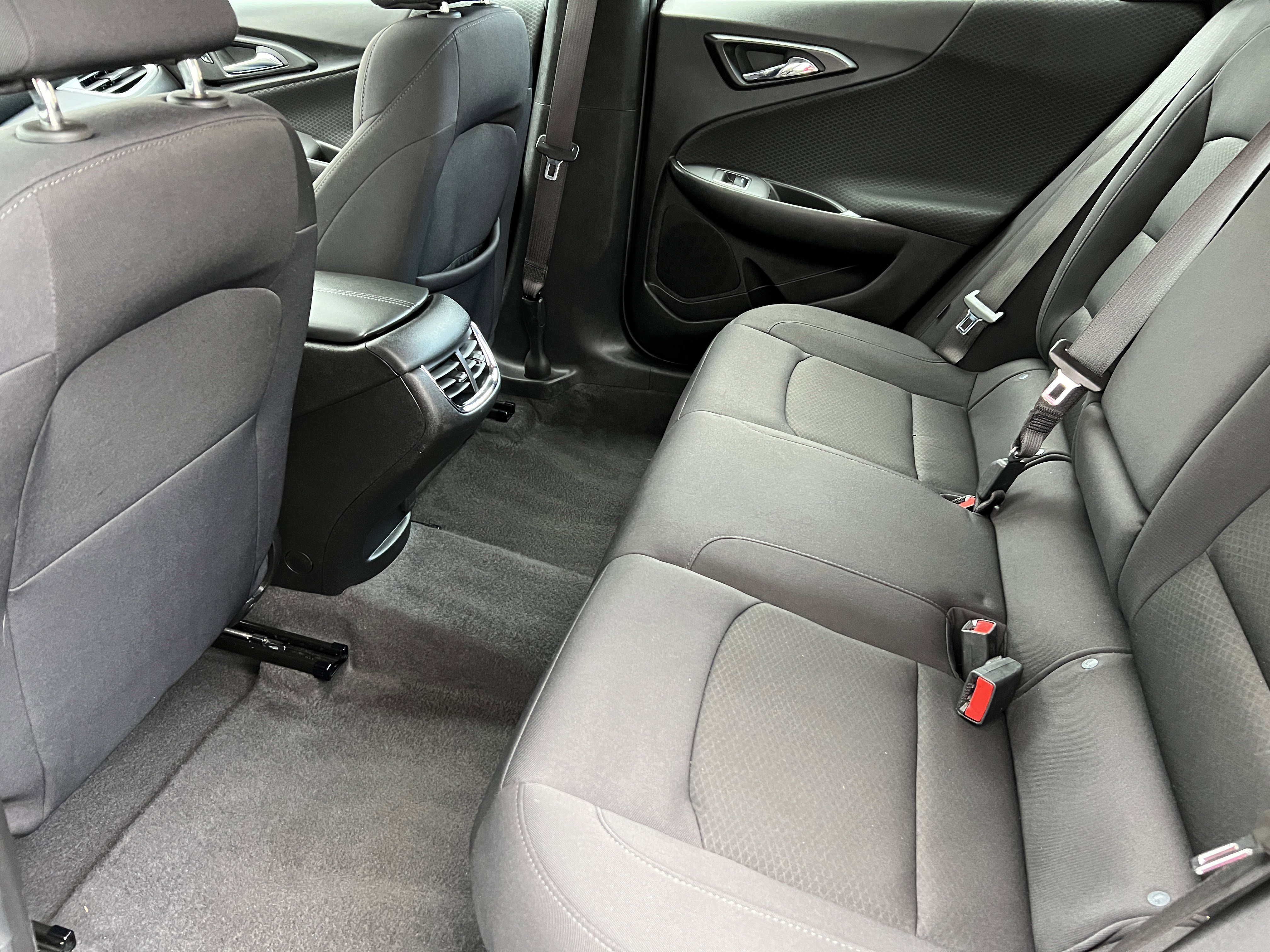 Used 2023 Chevrolet Malibu LT FWD image 15