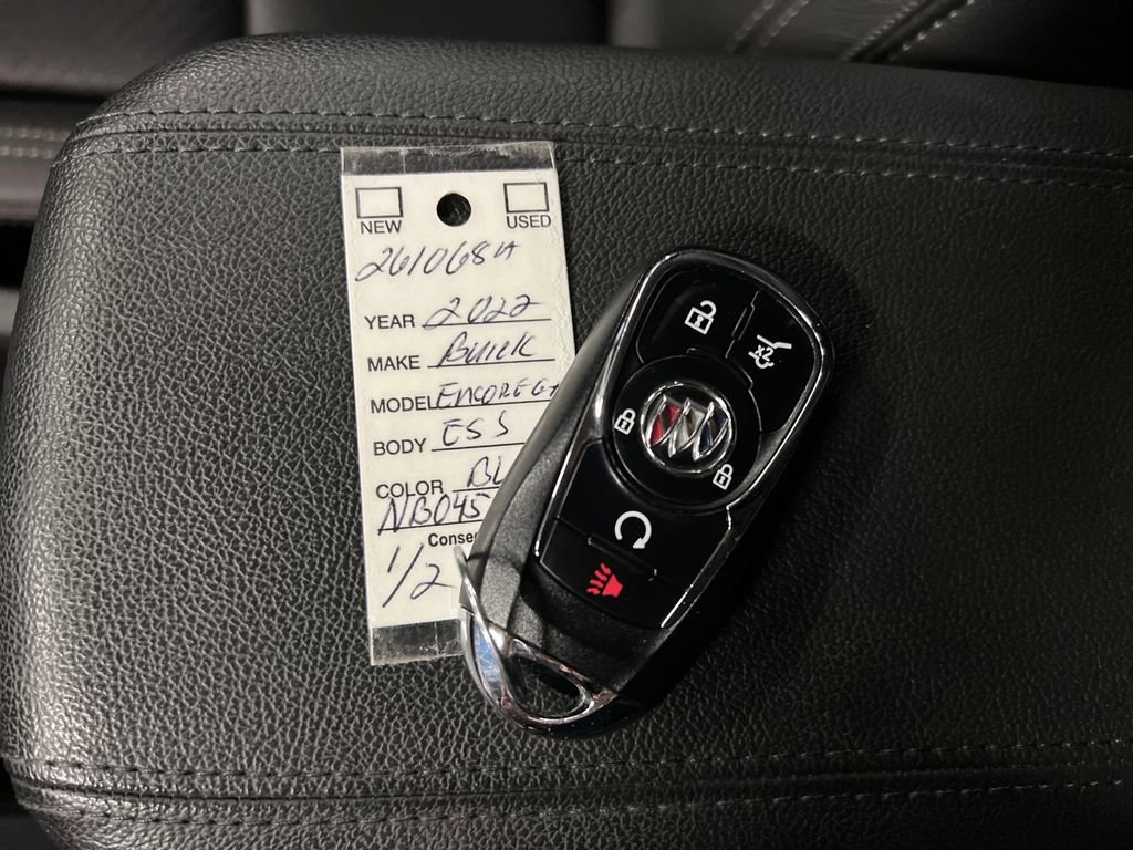 Certified 2022 Buick Encore GX Essence AWD/4WD image 28