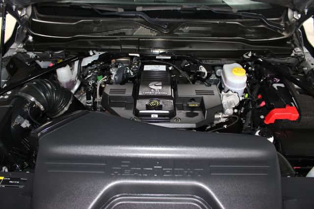 Used 2024 RAM 3500 Big Horn w/ Night Edition AWD/4WD image 27