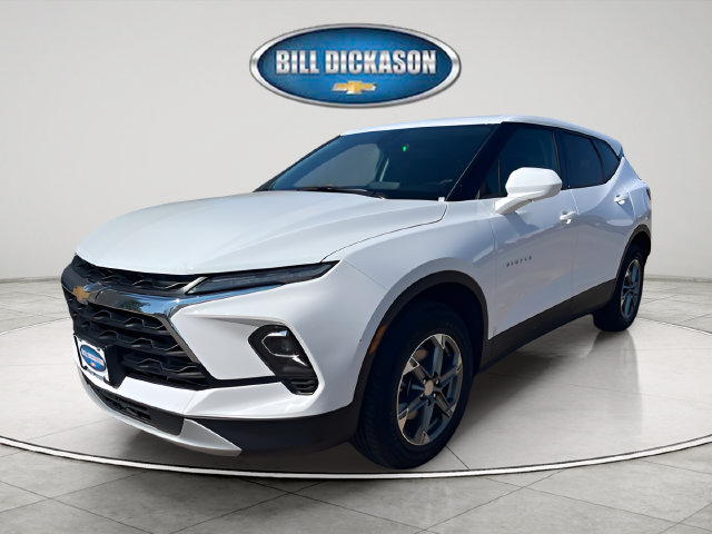 Used 2026 Chevrolet Blazer LT FWD image 3