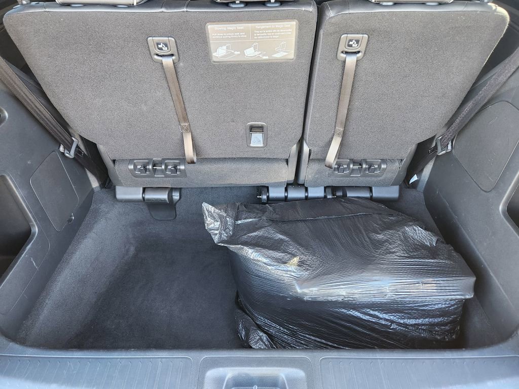 Used 2023 Honda Odyssey Elite image 9