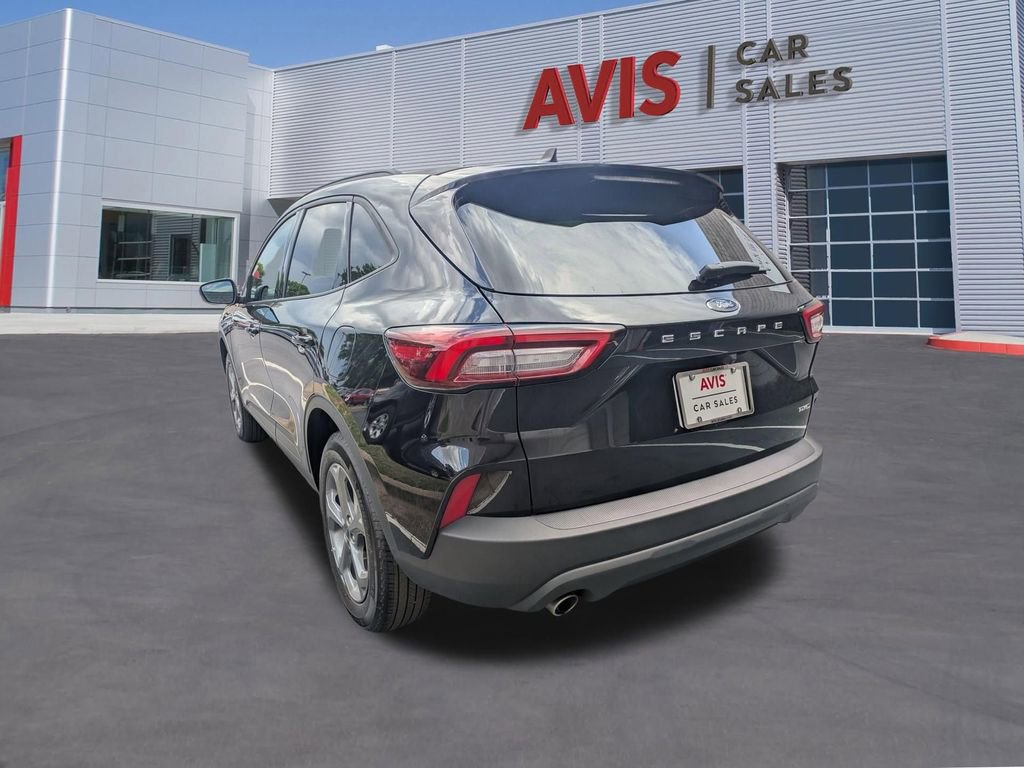 Used 2025 Ford Escape ST-Line AWD/4WD image 9