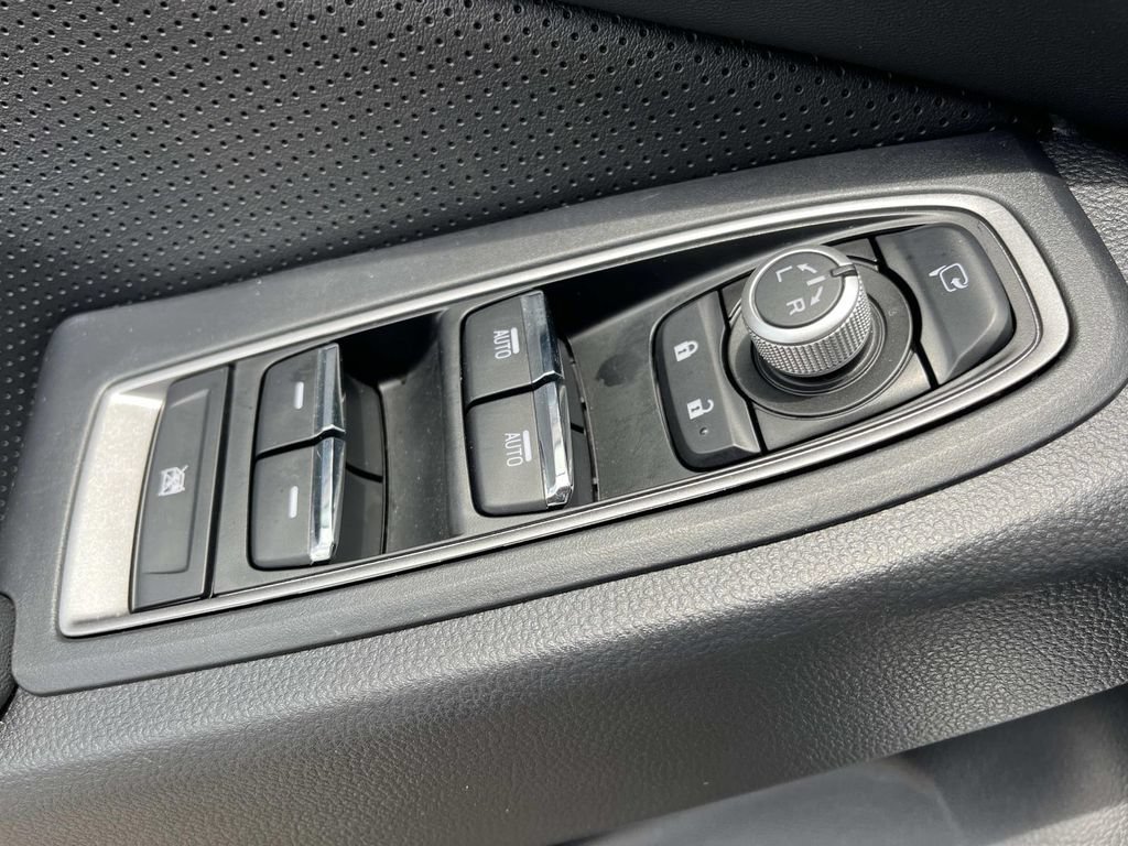 Certified 2025 Subaru Ascent Touring AWD/4WD image 29