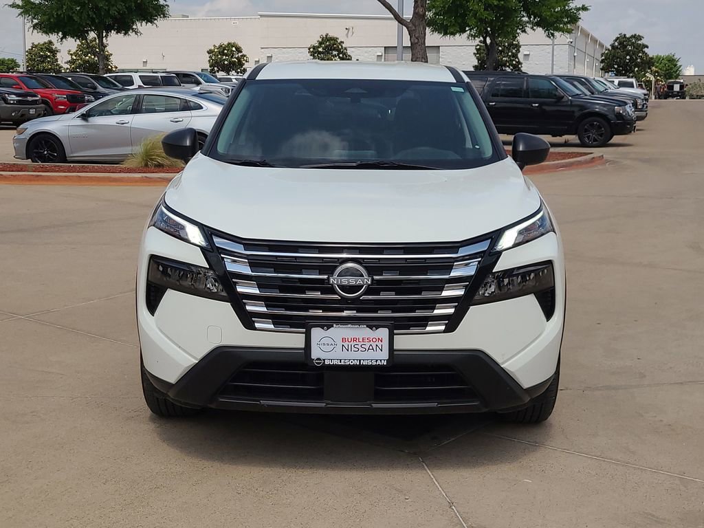 Certified 2026 Nissan Rogue S FWD image 5