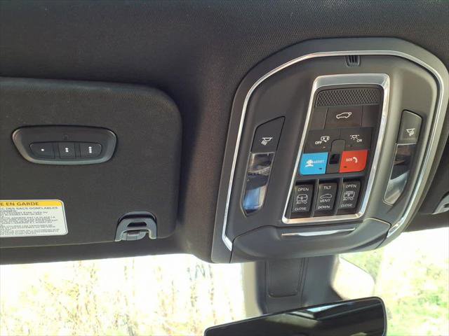 Used 2024 Jeep Wagoneer Series II w/ Premium Group I AWD/4WD image 19