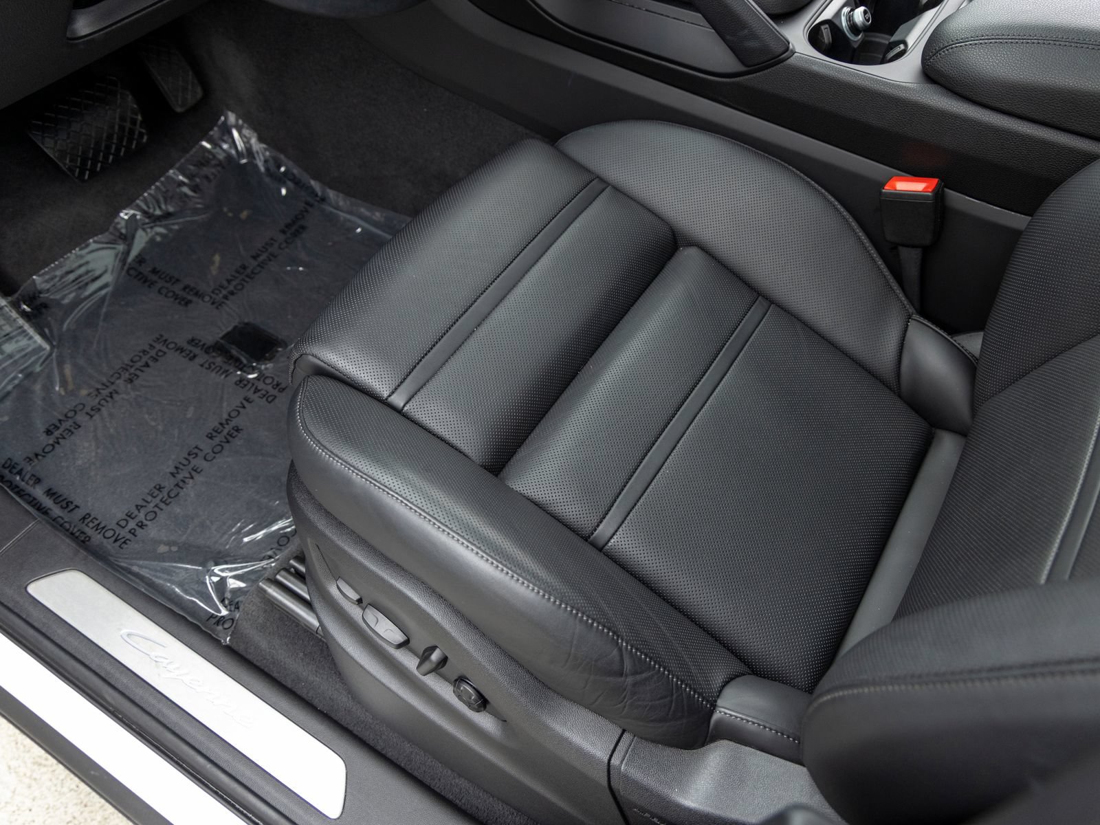 Certified 2026 Porsche Cayenne Coupe AWD/4WD image 26
