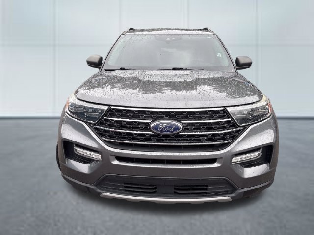 Used 2021 Ford Explorer XLT w/ Equipment Group 202A AWD/4WD image 6