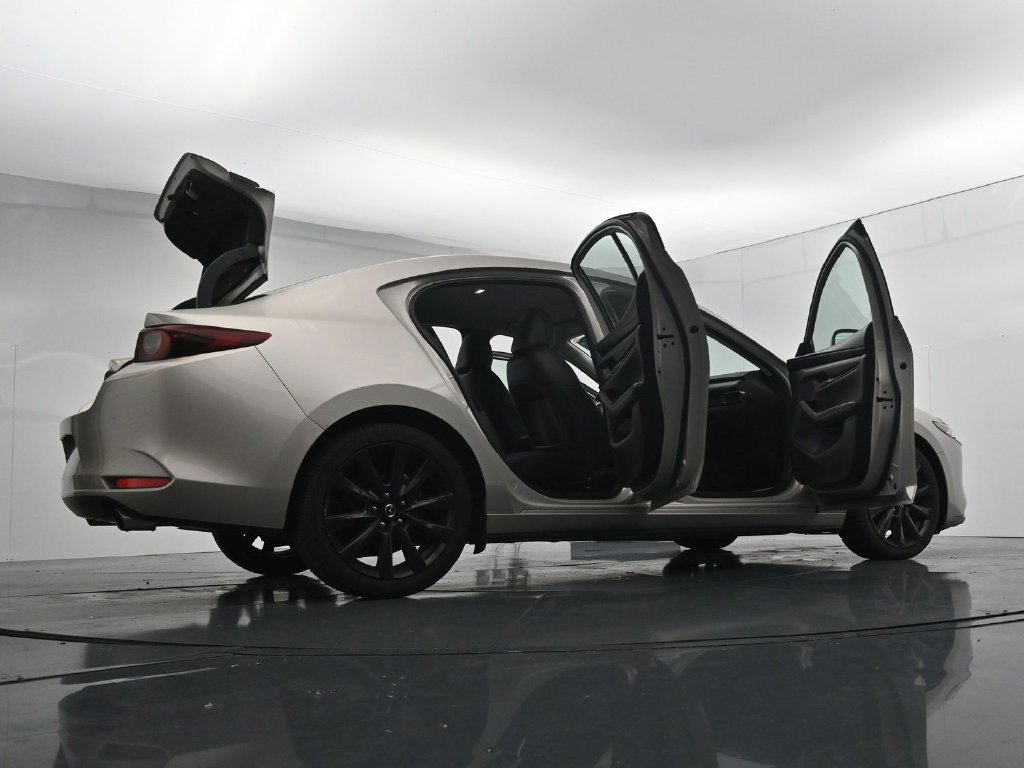 Used 2024 MAZDA MAZDA3 s FWD image 29