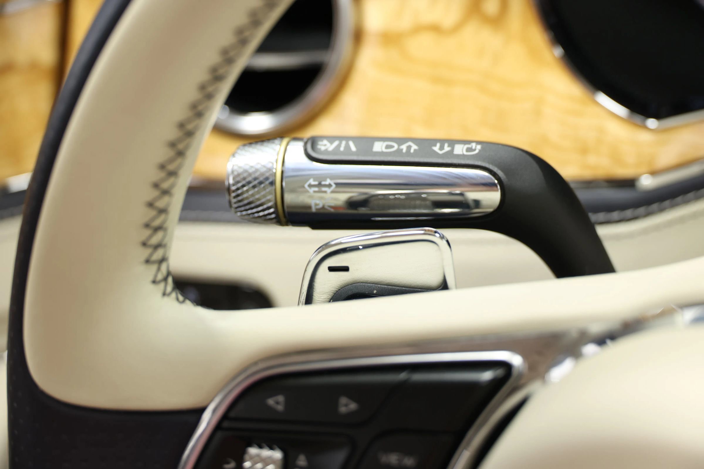 Used 2020 Bentley Flying Spur W12 w/ First Edition Specification image 31