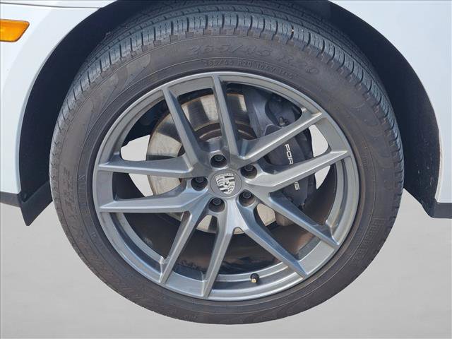 Used 2025 Porsche Macan Turbo AWD/4WD image 23