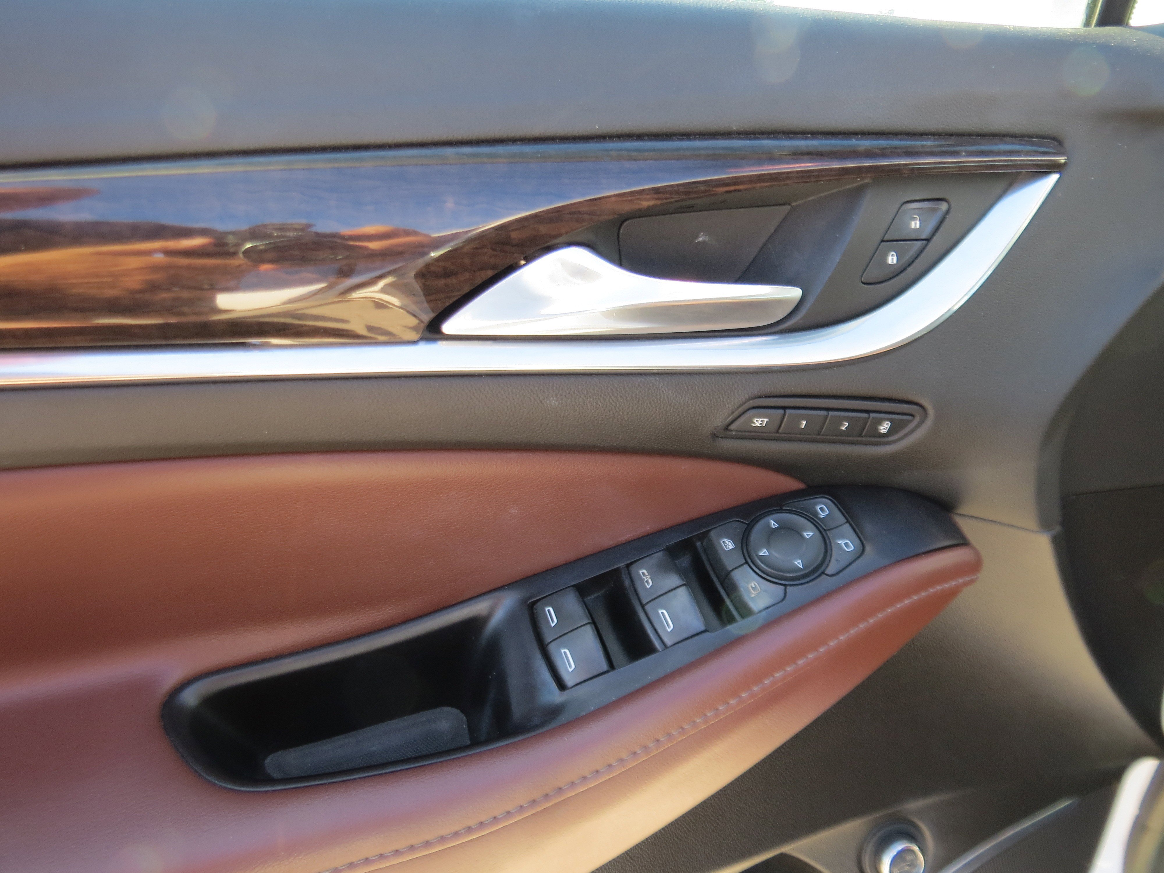 Used 2020 Buick Enclave Avenir w/ Trailering Package, 5000 lbs. FWD image 16