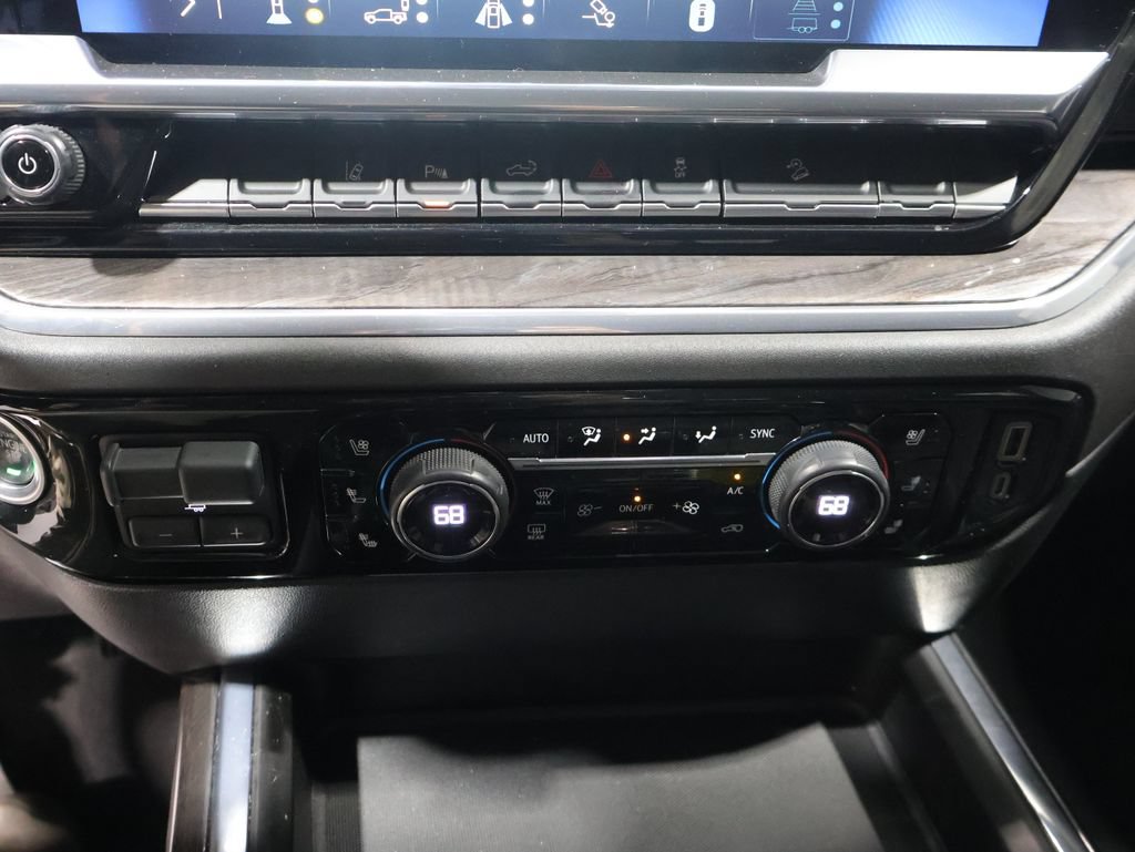 Used 2024 Chevrolet Silverado 2500 LTZ w/ LTZ Plus Package AWD/4WD image 27