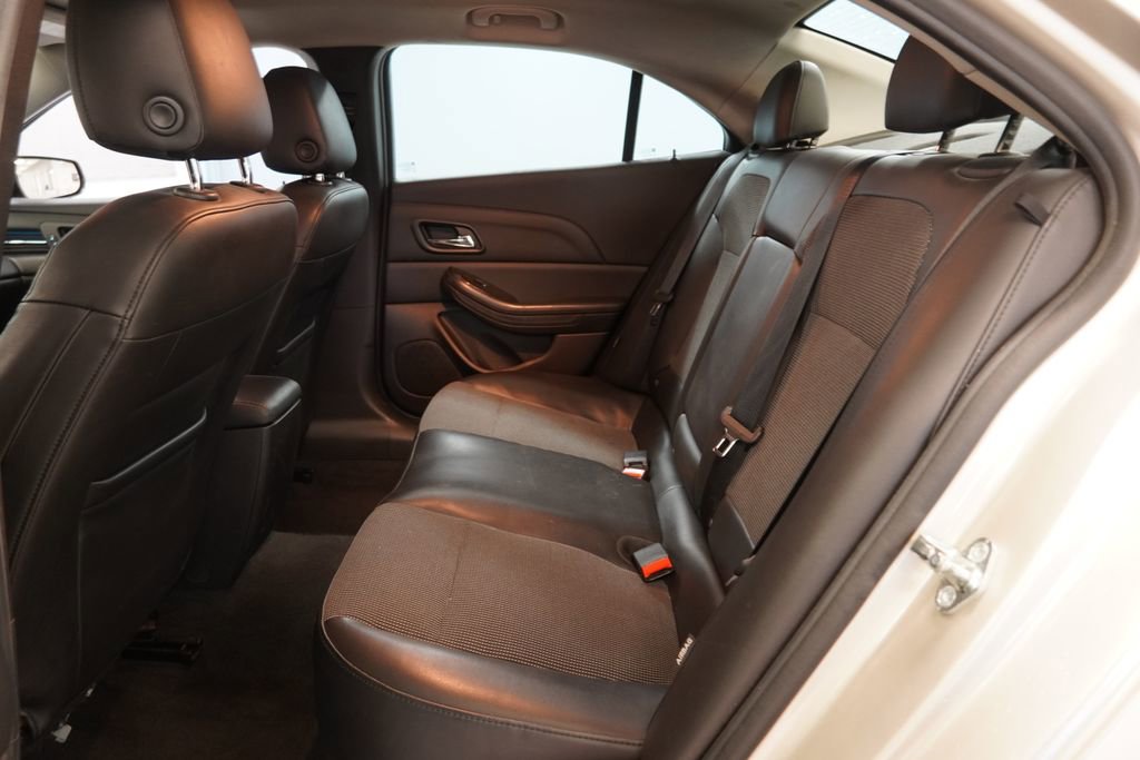 Used 2015 Chevrolet Malibu LT w/ Power Convenience Package FWD image 25