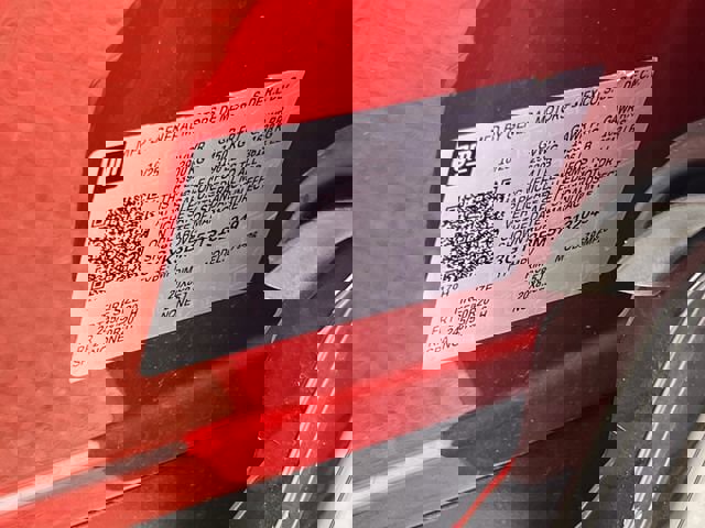 New 2026 Cadillac Optiq Luxury 1 image 26