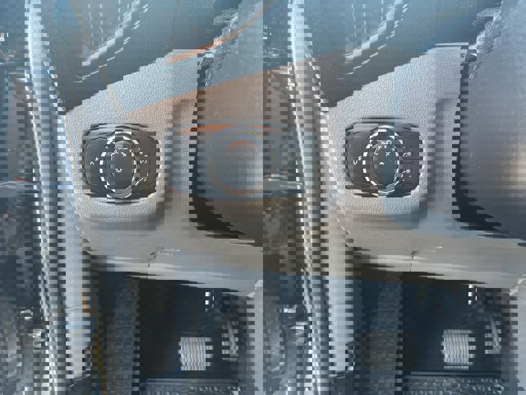 Used 2019 Ford Transit Connect XLT w/ Trailer Tow Package image 20