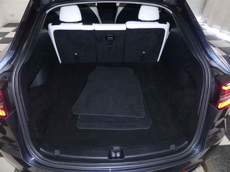 Used 2022 Tesla Model Y Long Range AWD/4WD image 22