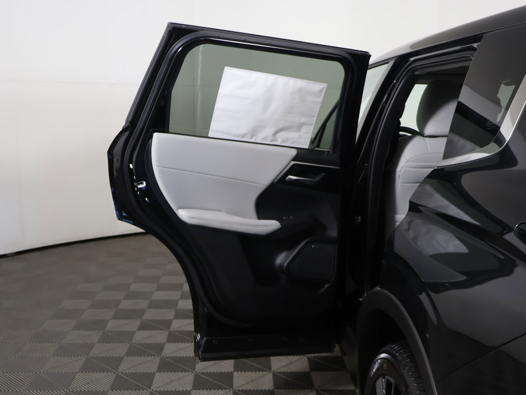 New 2026 Mitsubishi Outlander SE FWD image 23