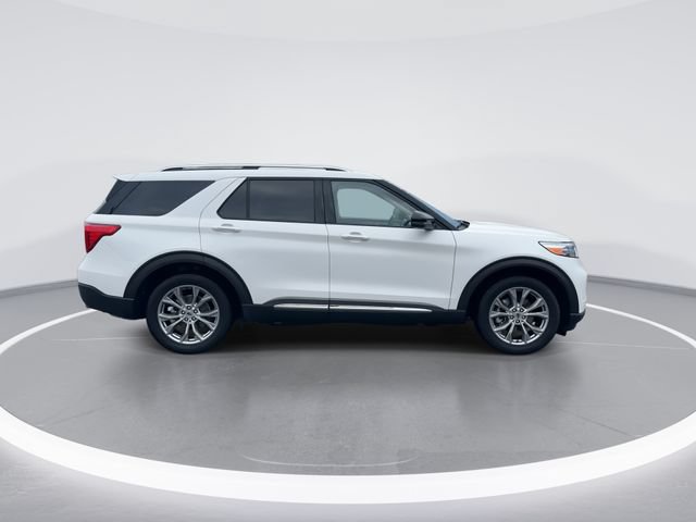 Used 2022 Ford Explorer Limited w/ Equipment Group 301A RWD image 8