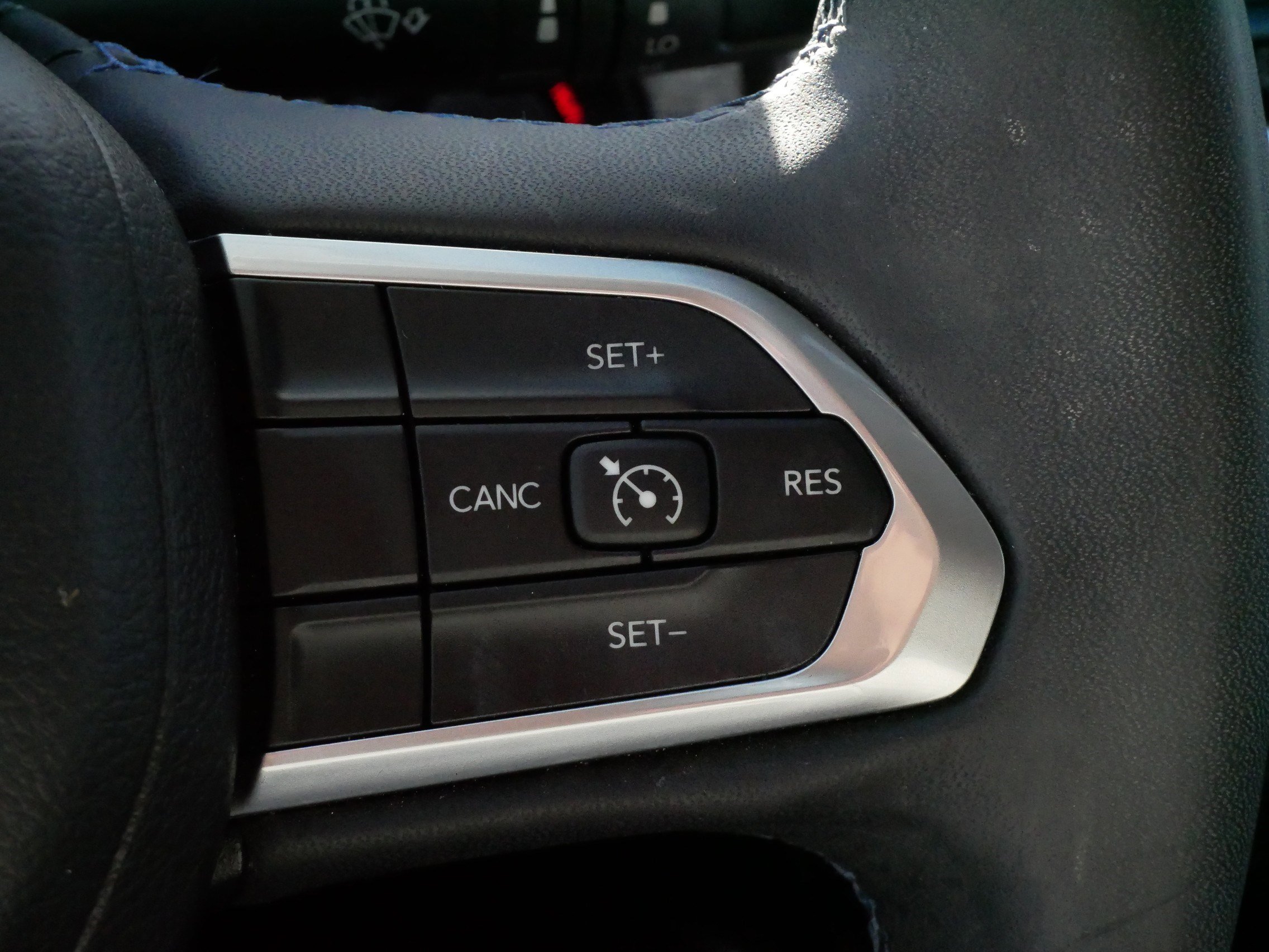 Used 2022 Jeep Compass Latitude image 25