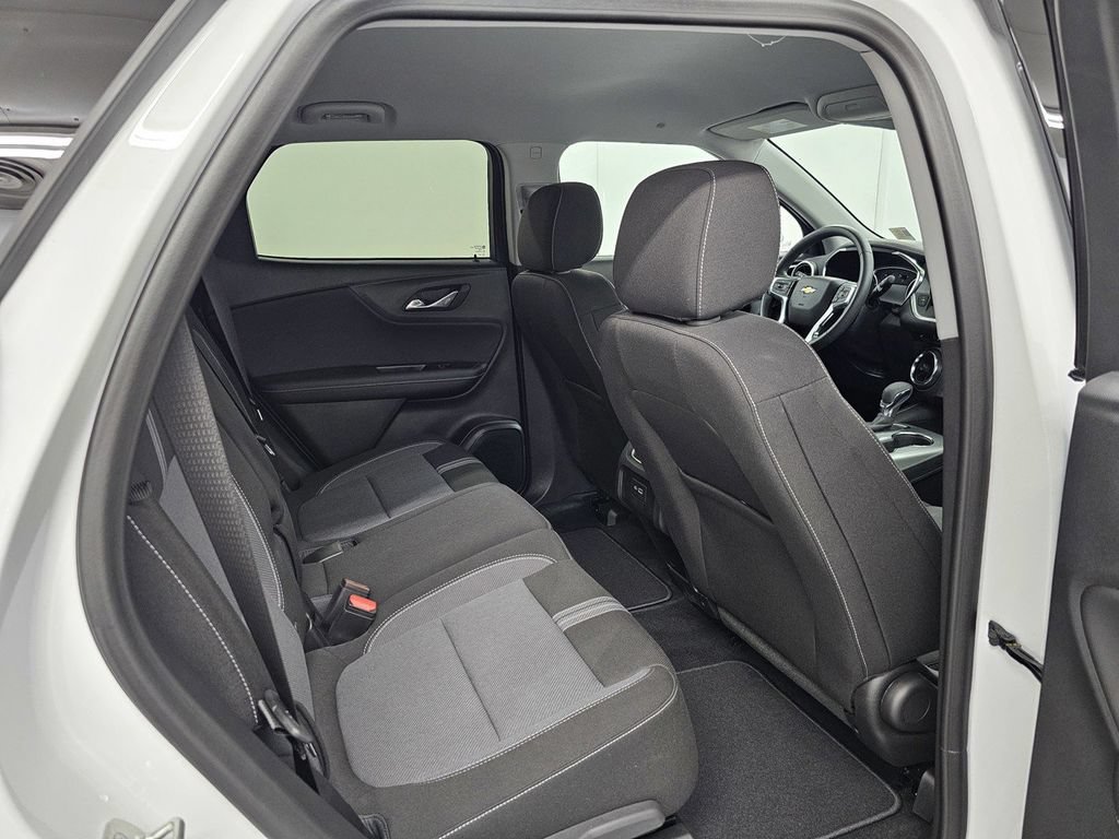 Used 2026 Chevrolet Blazer LT FWD image 24