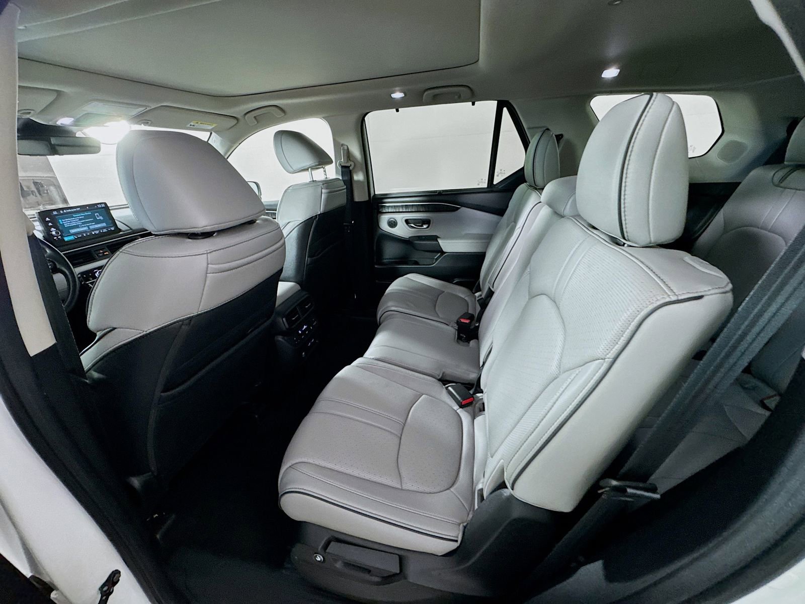 Used 2023 Honda Pilot Elite image 20