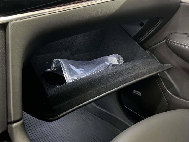 Used 2023 Cadillac XT6 Sport w/ LPO, ONYX Package image 37