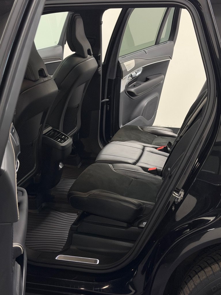 Used 2019 Volvo XC90 T6 R-Design AWD/4WD image 9