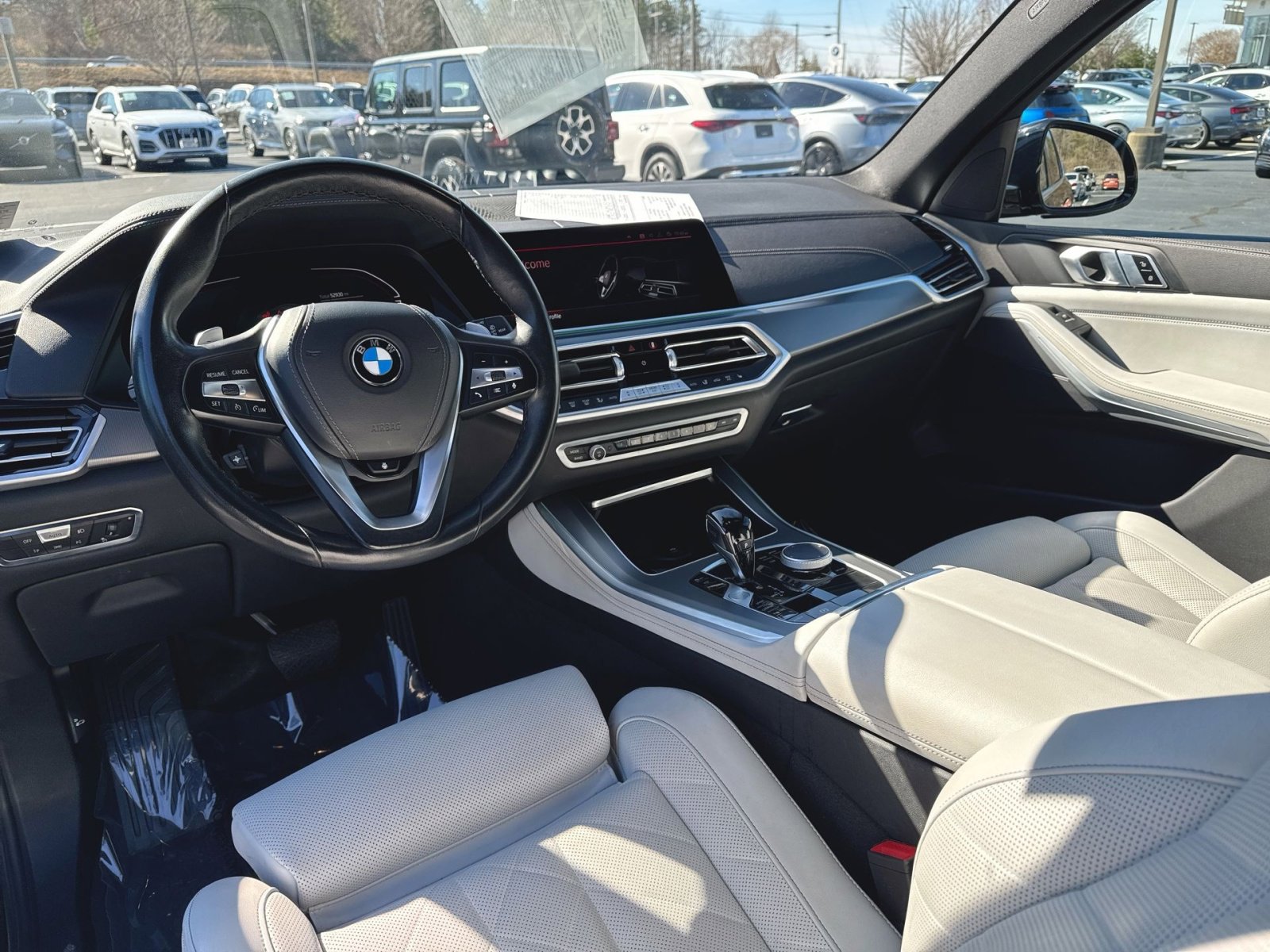 Used 2023 BMW X5 xDrive40i w/ Premium Package image 11