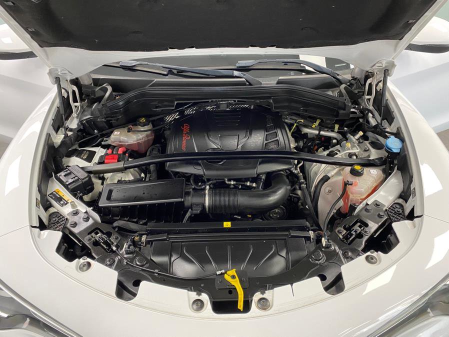 Used 2019 Alfa Romeo Stelvio Ti image 51