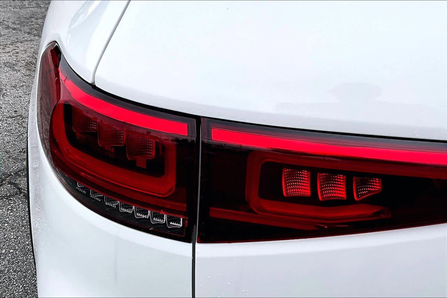 Certified 2023 Mercedes-Benz EQB 300 4MATIC image 28