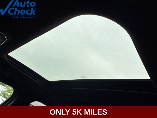 Used 2025 Jeep Grand Cherokee Altitude AWD/4WD image 5
