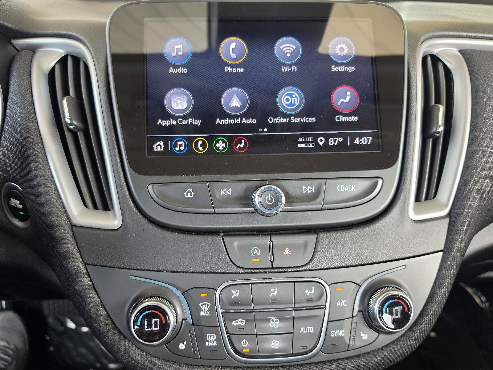 Used 2025 Chevrolet Malibu LT FWD image 14
