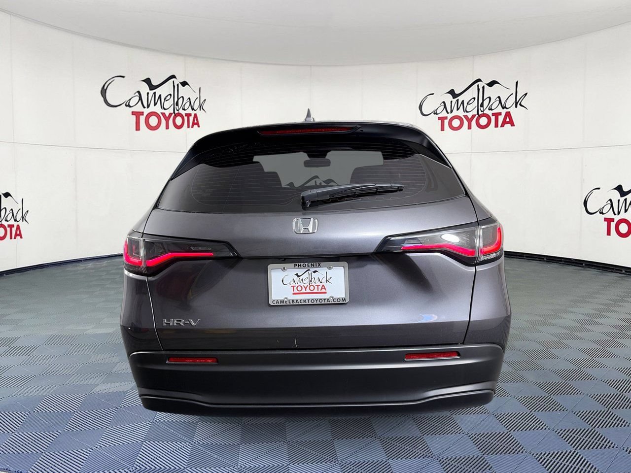 Used 2025 Honda HR-V LX image 6