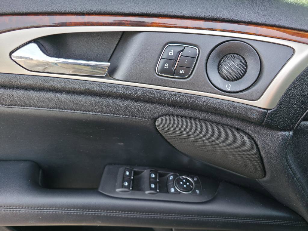 Used 2018 Lincoln MKZ Reserve w/ Magnetic Appearance Package image 28