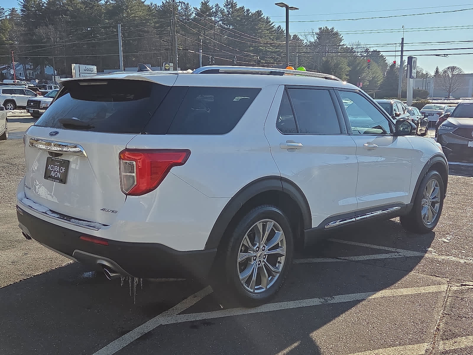 Used 2022 Ford Explorer Limited w/ Equipment Group 301A image 5