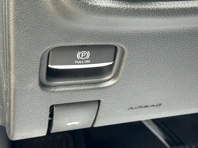New 2026 Jeep Grand Cherokee Altitude AWD/4WD image 13