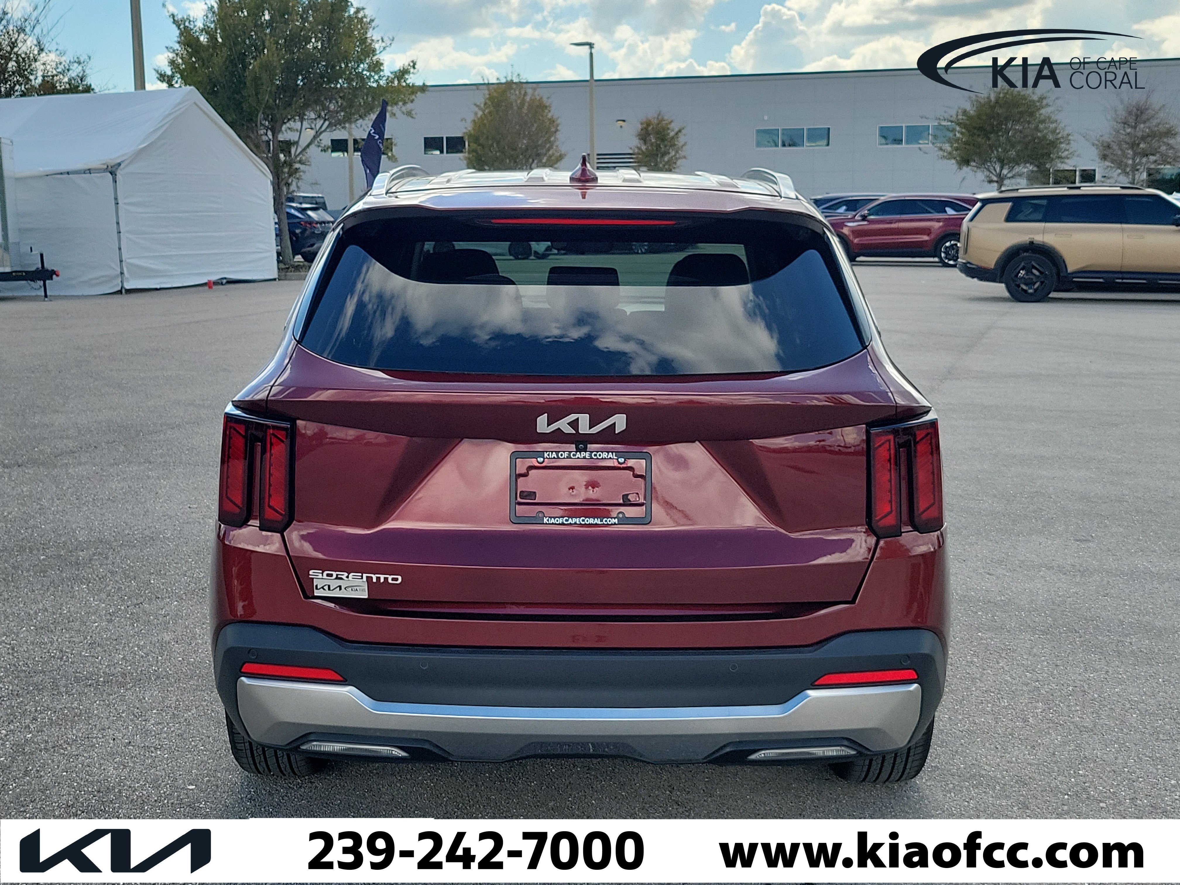 Certified 2025 Kia Sorento S FWD image 5